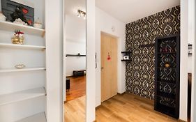 Malborska Lovely Apartment
